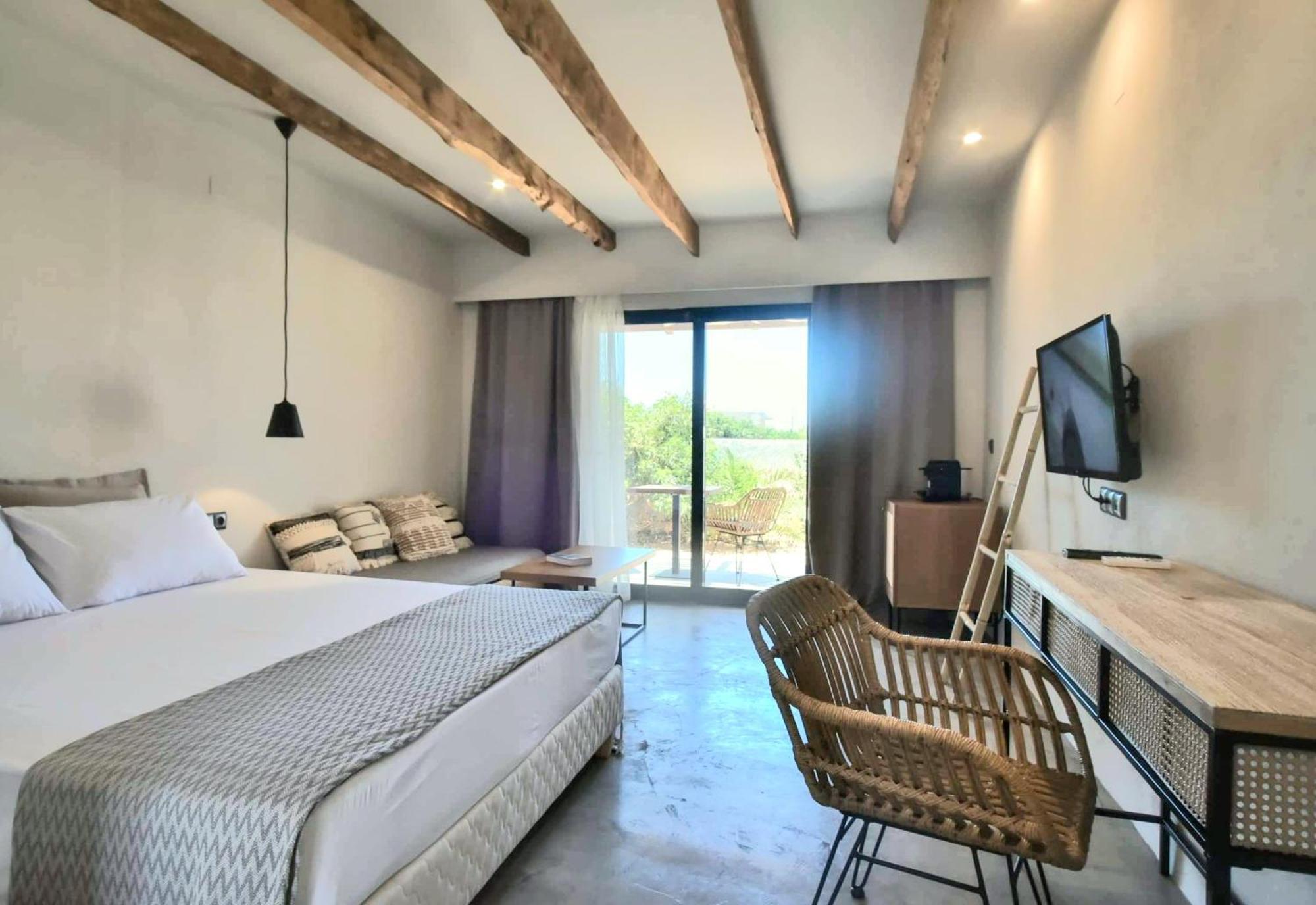 Mira Living Concept Suites Adults Only Kokkini Hani Экстерьер фото